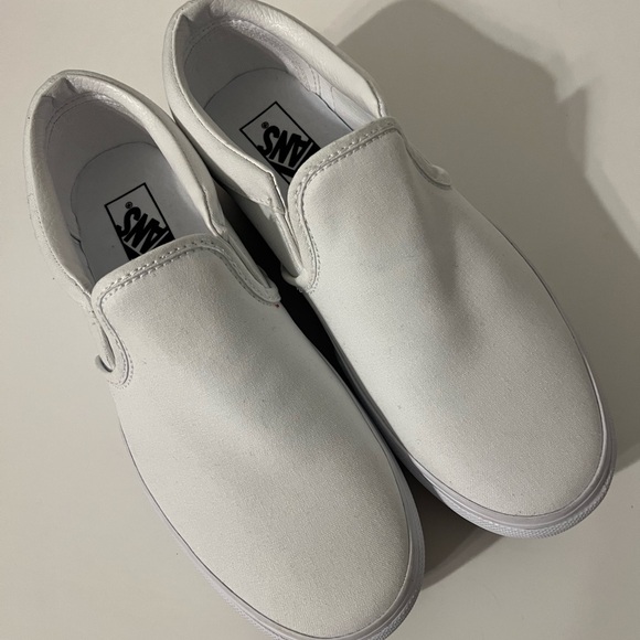 Vans Asher Platform Women's White Slip-On Sneakers - Picture 3 of 9